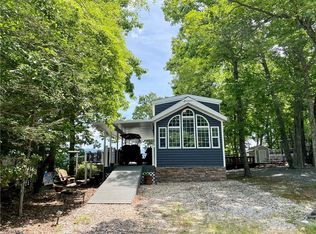 292 Dogwood Cir, Traphill, NC 28685