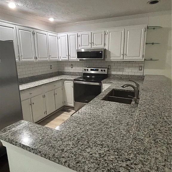 457 Lands End Rd — Photo 7