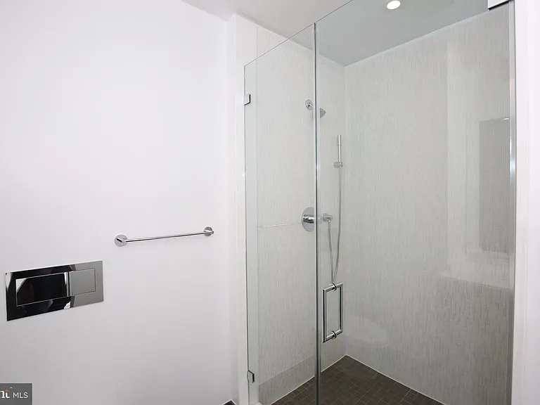 3009 M St NW #2 — Photo 12