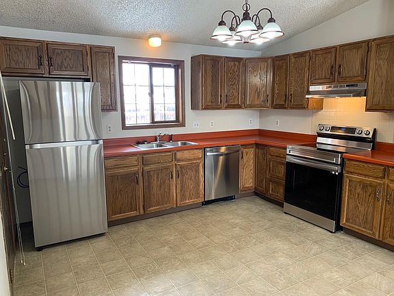 4th image of 247 Christiansen Ave #247