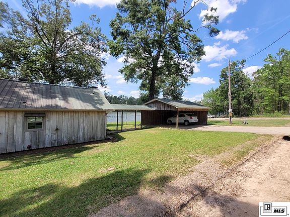 3rd image of 4781 Lynn Winnon Rd