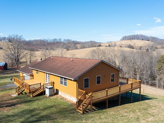 4th image of 464 Hawknest Dr