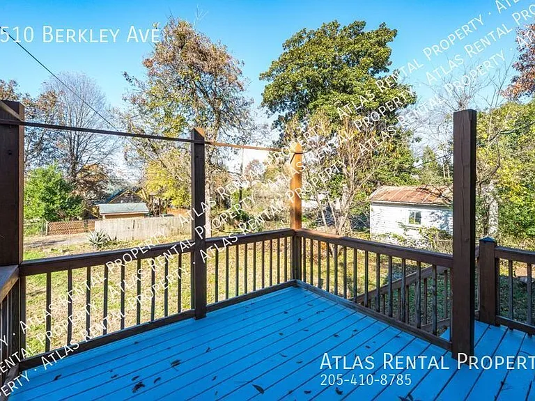 1510 Berkley Ave — Photo 7