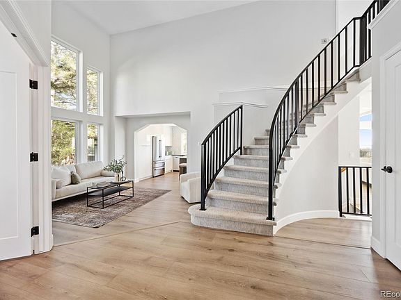 3rd image of 550 W Willow Court