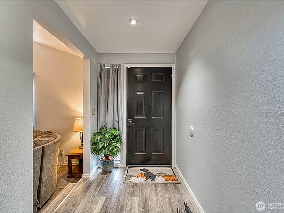 3rd image of 3770 SE Buckingham Drive