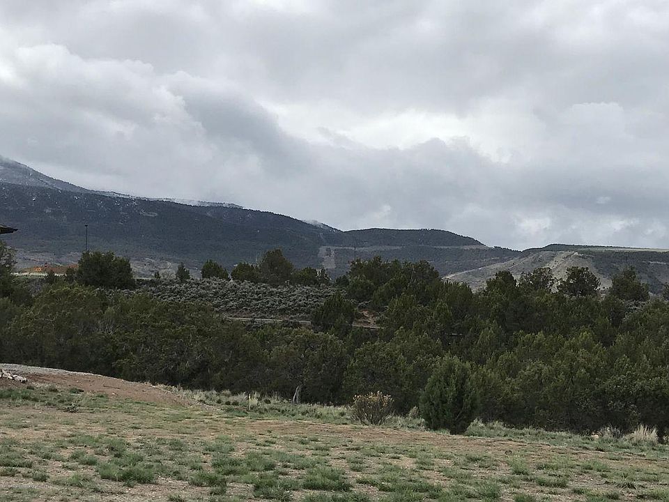 2nd image of 40 Eagle Ridge Dr