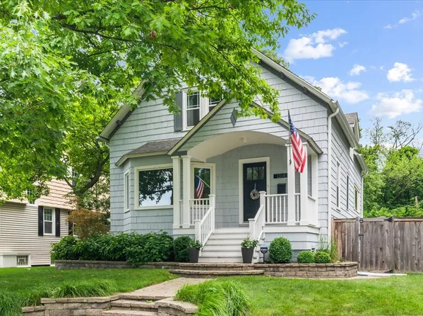 1314 Forest Ave, Wilmette, IL 60091