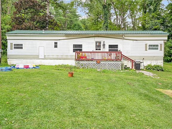 2nd image of 10194 Stones Falls Rd N