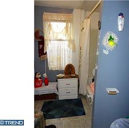 5th image of 1829 E Wishart St