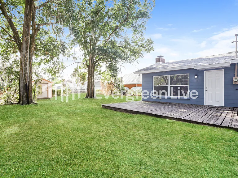 2307 Freemason St — Photo 14