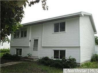 1st image of 616 Pleasant Ave