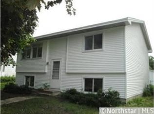 616 Pleasant Ave, Saint Paul Park, MN 55071