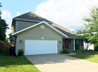 2949 W Westchester Ct, Springfield, MO 65810
