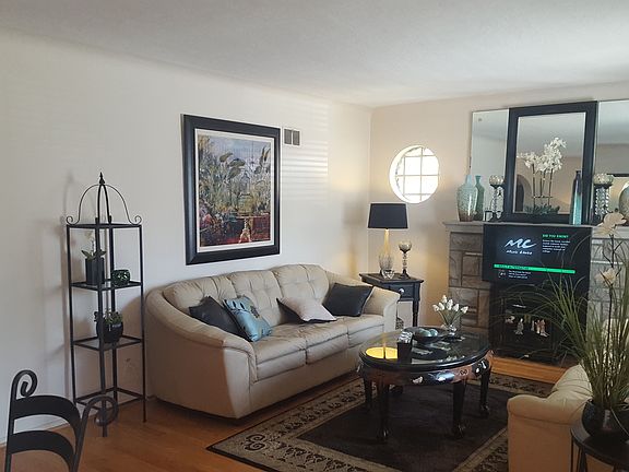 2nd image of 9252 Coral Dr