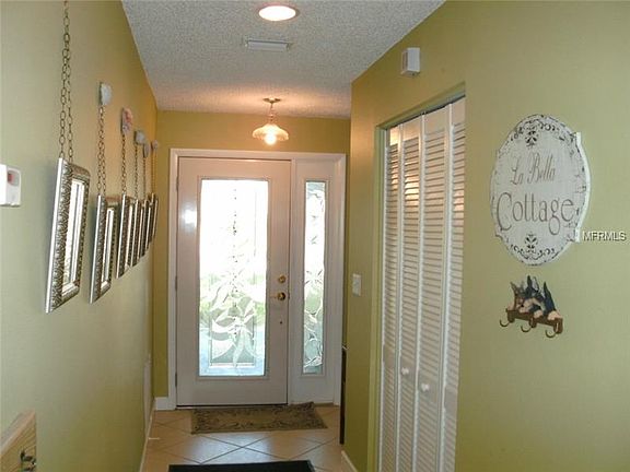 3rd image of 127 Dunbridge Dr