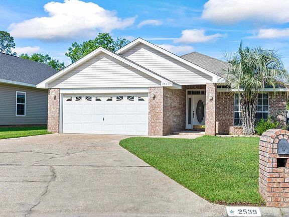 2nd image of 2539 Portobella Pl