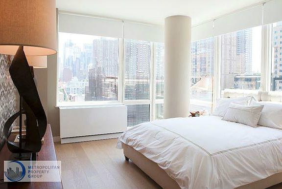 2nd image of 610 W 42nd St APT 28E
