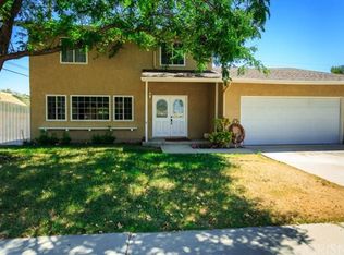 26822 Camargo Dr, Santa Clarita, CA 91350