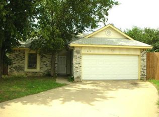 915 Rolling Meadows Dr, Arlington, TX 76015