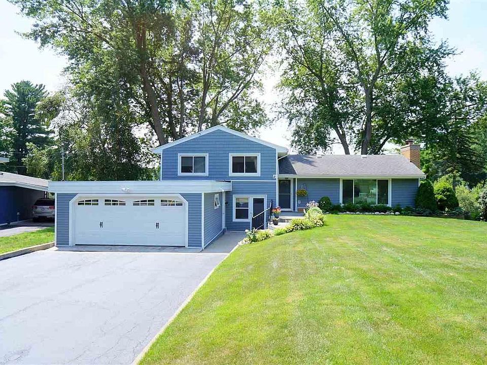 1st image of 270 Lake Hills Dr