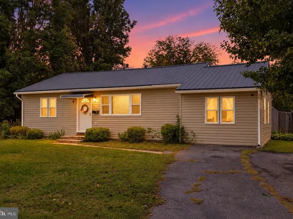 9 Park Ln, Dover, DE 19904