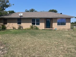 105 Paige St, Weatherford, TX 76088