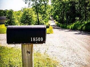 18500 Burtless Rd, Manchester, MI 48158