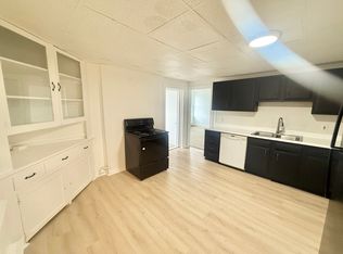 403 25th St #2E, Watervliet, NY 12189