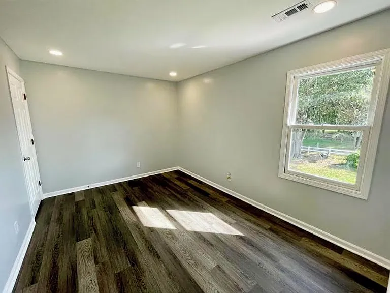 3205 Spring Mill Rd — Photo 35