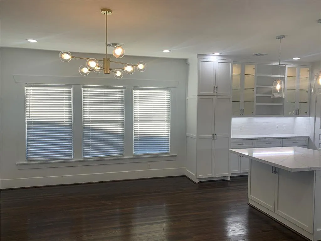 2 bed, 1.0 bath, 1152 sqft, $3,000 — Photo 4