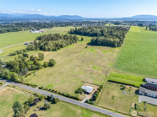 2699 Aldergrove Road, Ferndale, WA 98248