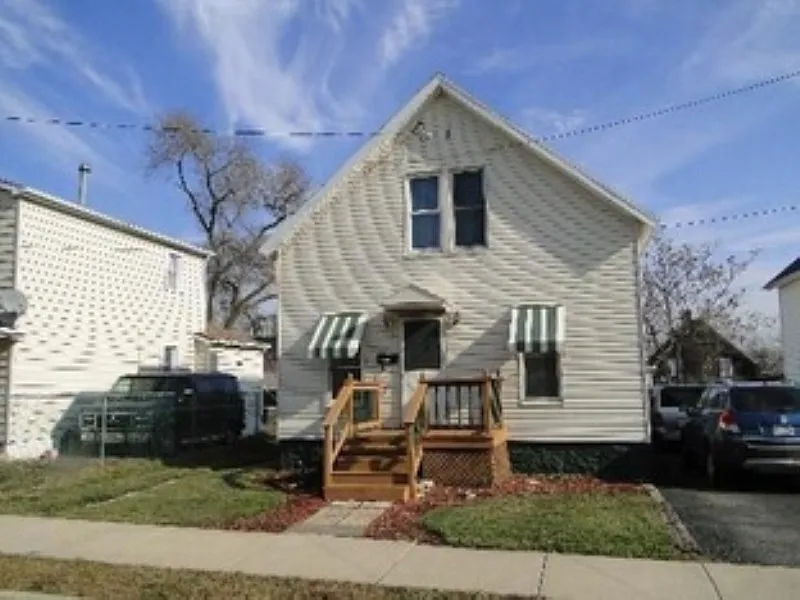 306 Hyde Park Ave photo 1