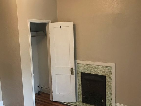3rd image of 1416 Emerson St APT A