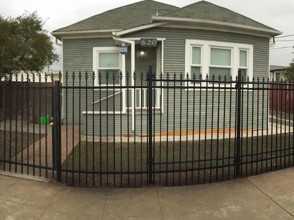 620 S 31st St, Richmond, CA 94804