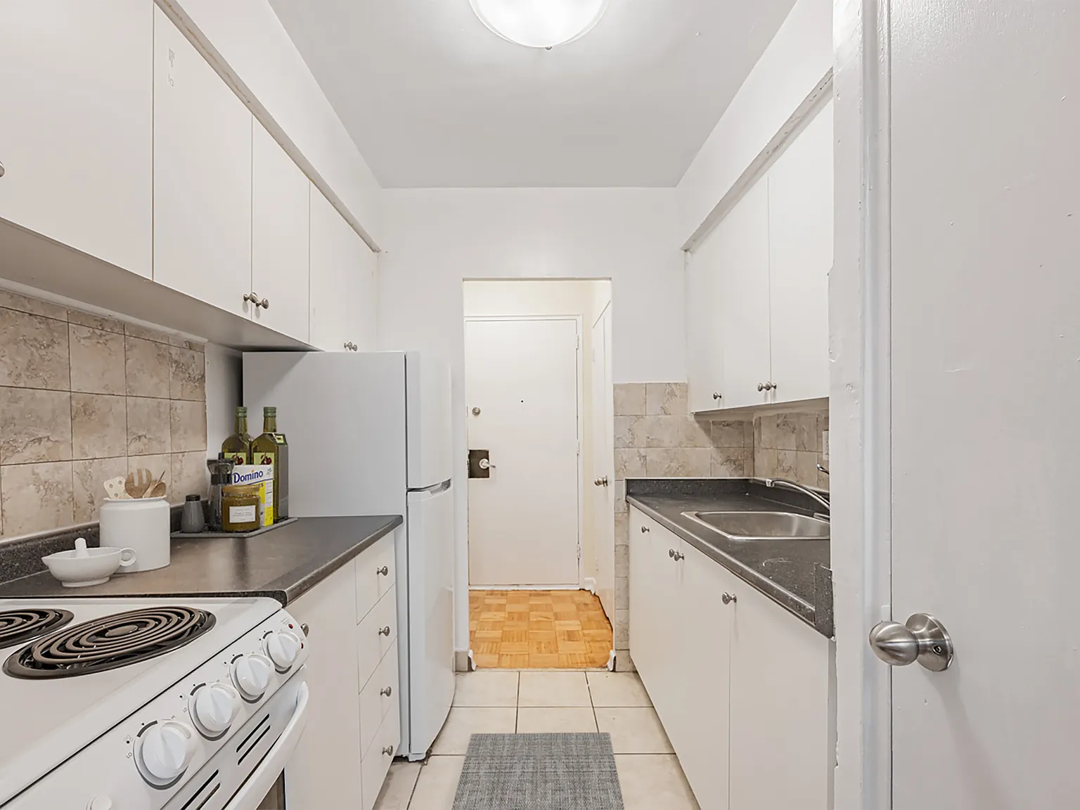 44 Thorncliffe Park Drive — Photo 1