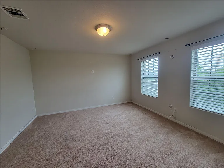 20135 Linden Spruce Ln — Photo 13