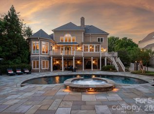 12509 Pine Valley Club Dr, Charlotte, NC 28277