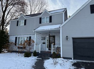 19 Trafalgar Dr, Plattsburgh, NY 12901