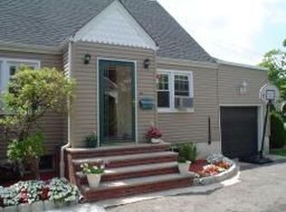 1657 Broad St, Bloomfield, NJ 07003