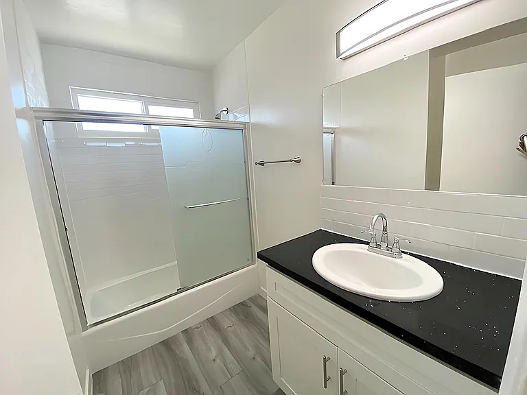 8920 Columbus Ave #1 — Photo 9