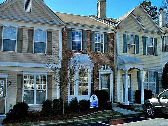 2nd image of 246 Buckland Dr