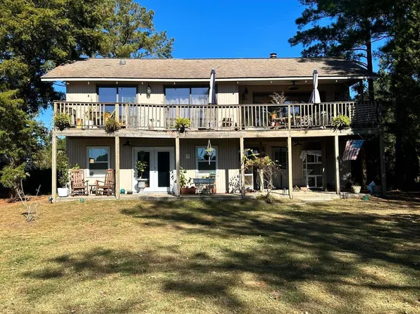 5100 Bucco Reef Road, New Bern, NC 28560