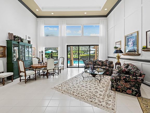 4th image of 10270 Silver Lake Drive