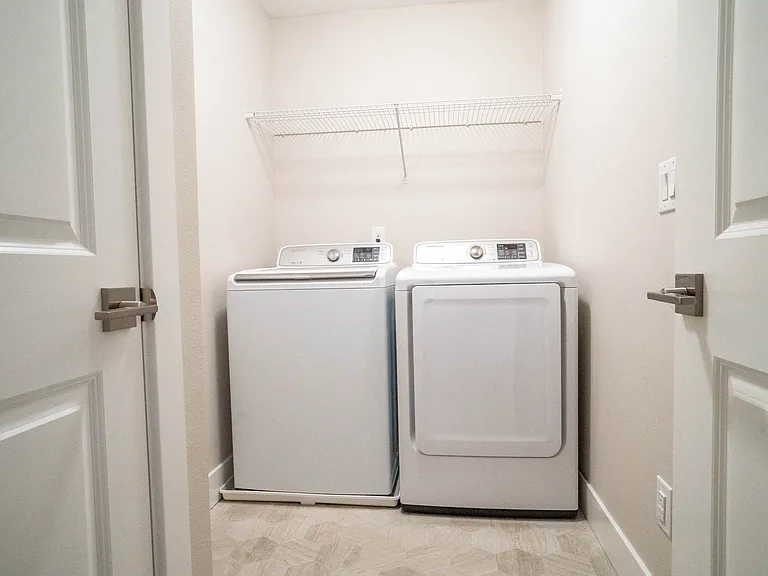 Laundry and a linen closet on the 2nd floor.