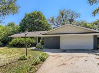 5944 Woodland Cir, Minnetonka, MN 55345
