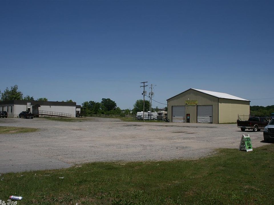 1st image of 3300 Highway 161