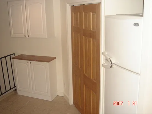 Rented by Chartwell Manhattan Realty | media 17