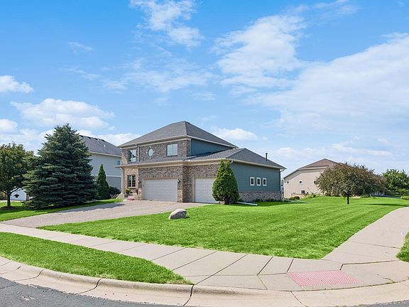 5th image of 2061 Cobblestone Dr