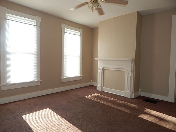 4th image of 2200 Wayne Ave