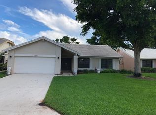 6044 Petaluma Dr, Boca Raton, FL 33433